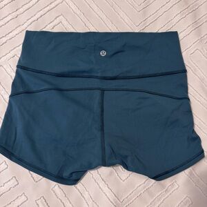 Lululemon in Movement Short Everlux 2” | Size 10 | Deep Turquoise